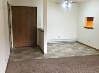 2008 Colony Ct #7, Beloit, WI 53511