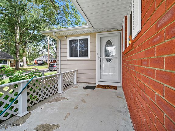 4th image of 18 Dove Street #A