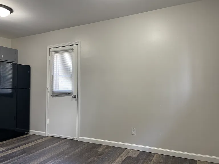 5718 Balsam Rd #4 — Photo 9