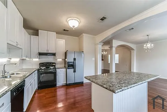 20607 Providence Point Dr — Photo 21