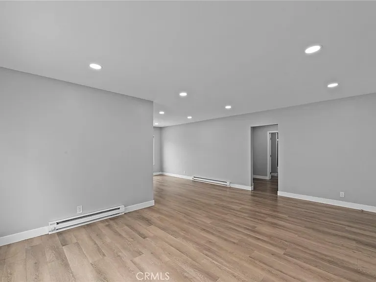 2027 Vista Del Mar St #3 — Photo 3