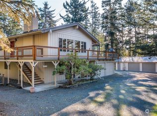 1464 Zylstra Rd, Oak Harbor, WA 98277