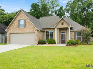 28519 Grand Turk Dr, Denham Springs, LA 70726