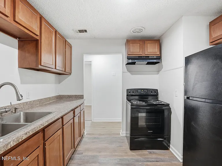 2154 Placeda St — Photo 5