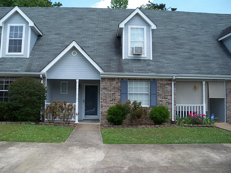 1224 Lenny Ln — Photo 13