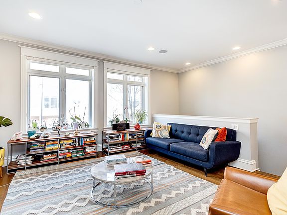 5th image of 2708 N Lehmann Ct APT 1N