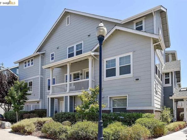 2002 Northshore Dr