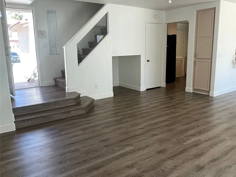 10232 Grecian Laurel Ct — Photo 3