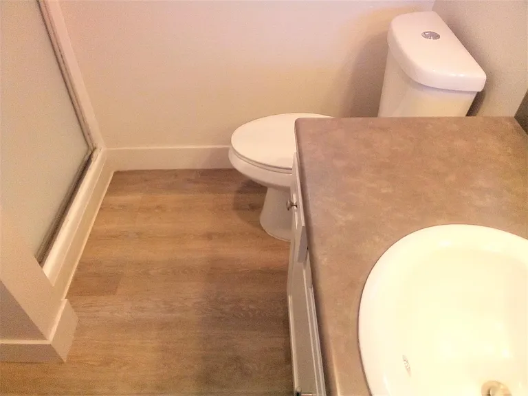 11230 Camarillo St #201 — Photo 11