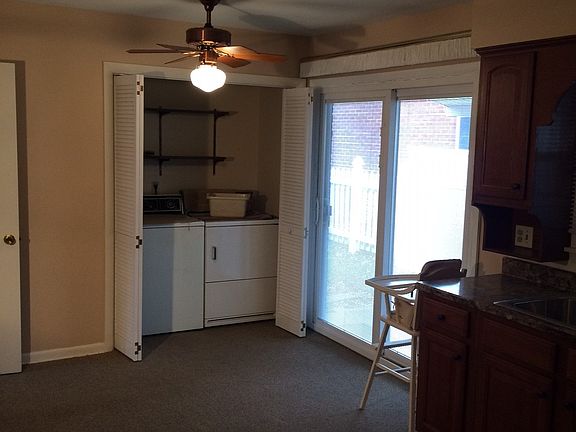 4th image of 501 Jeannine St