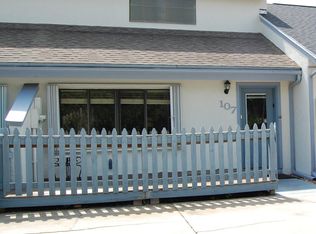 107 Riverside Dr, Cape Canaveral, FL 32920