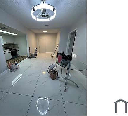 5th image of 6385 SW 39th Ter