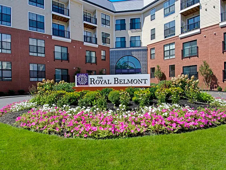 The Royal Belmont — Photo 29