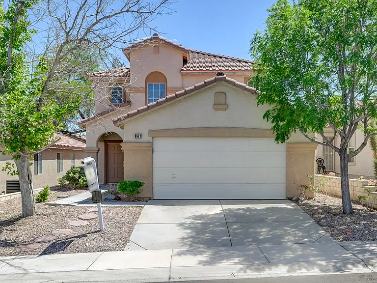 8621 Grand Pine Ave — Photo 32