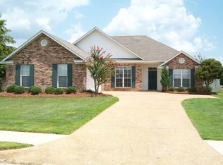 100 Raintree Rd, Madison, MS 39110