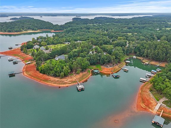 2nd image of 215 Black Bass Rd #B
