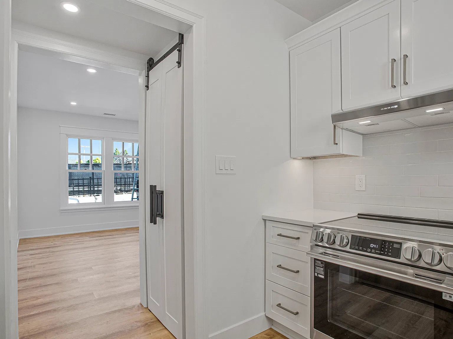 263 Hanover St — Photo 1