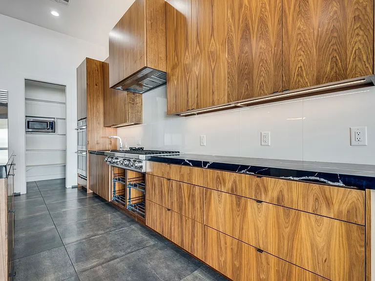 628 Edgebrook Dr — Photo 15