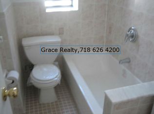 3235 30th St APT D1, Astoria, NY 11106