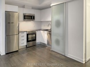 42 Charles St E #2710, Toronto, ON M4Y 0B7
