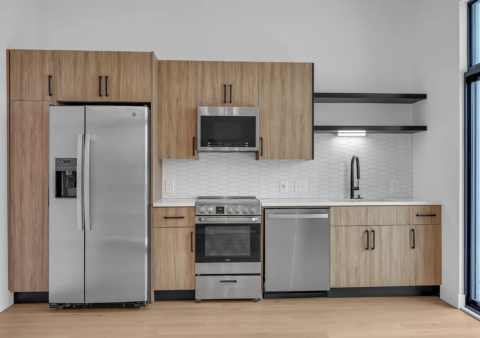 Modern Luxury Living in the Heart of Old Fourth Ward — Photo 3
