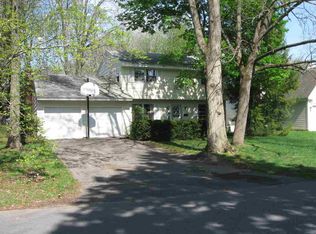 47 Dumbarton Dr, Delmar, NY 12054