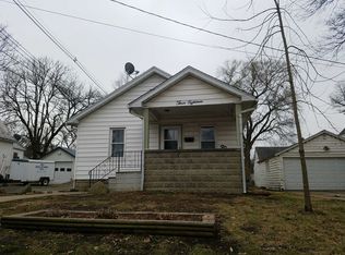 318 Walnut St, Pekin, IL 61554