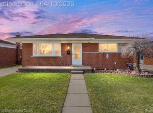 25355 Koontz St, Roseville, MI