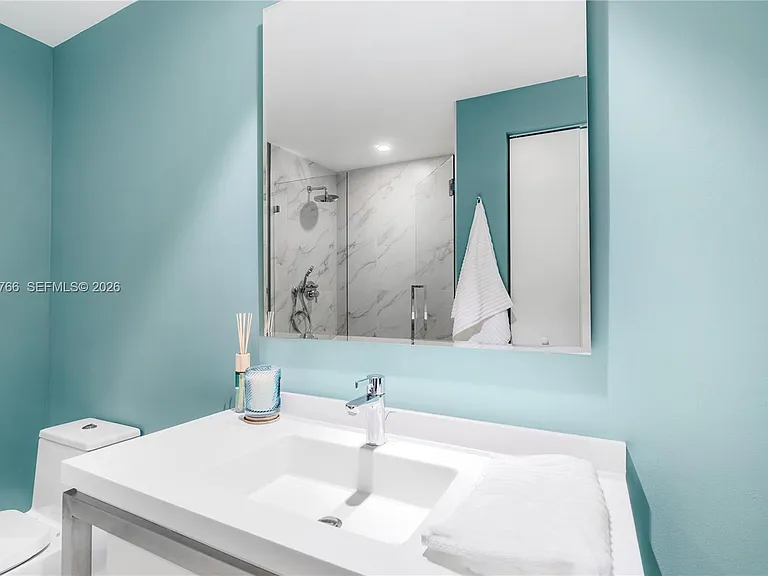 2000 Metropica Way #1810 — Photo 22