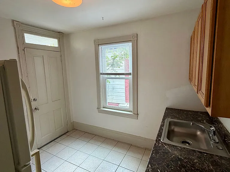 678 Columbia Ave #2 — Photo 14