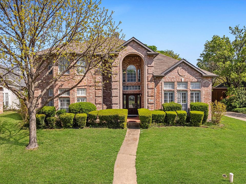 1st image of 815 Ashwood Dr