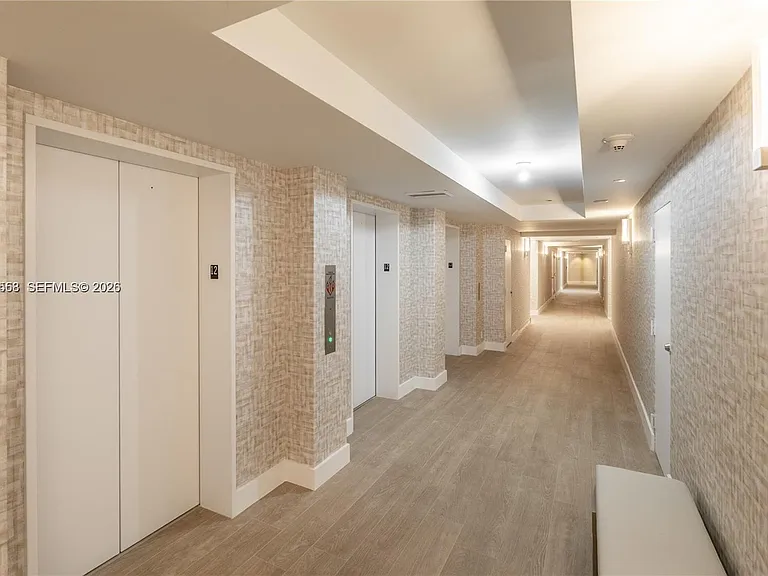 3640 Yacht Club Dr #1903 — Photo 28