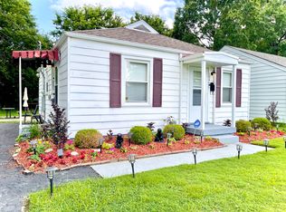 1046 Seelbach Ave, Louisville, KY 40215