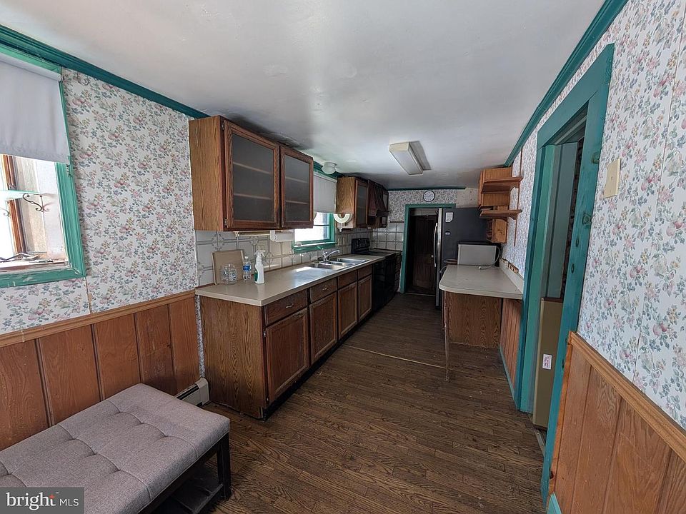 13th image of this home