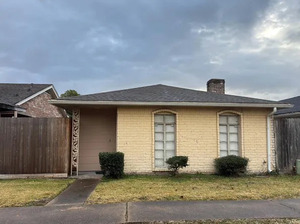 13141 High Star Dr, Houston, TX 77072