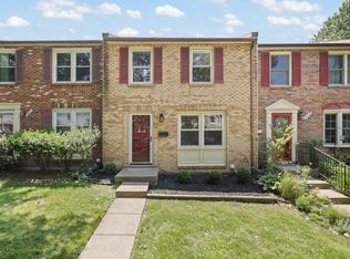 125 W Annandale Rd, Falls Church, VA 22046