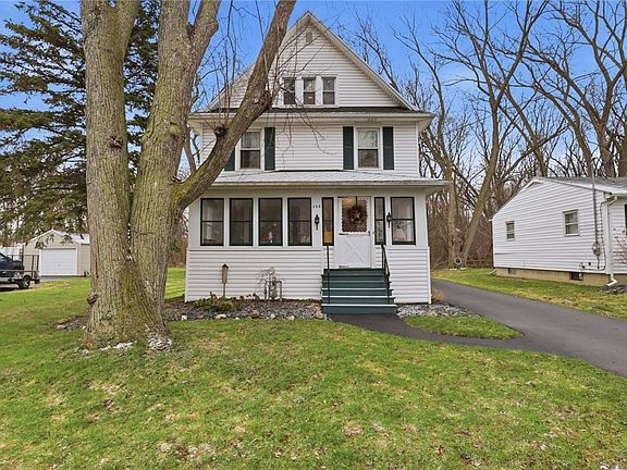 2nd image of 268 Ross St