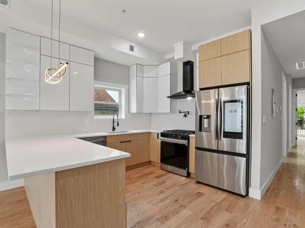 34 Thorne St Floor 2, Jersey City, NJ 07307