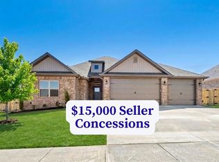 2408 Charles St, Pea Ridge, AR 72751