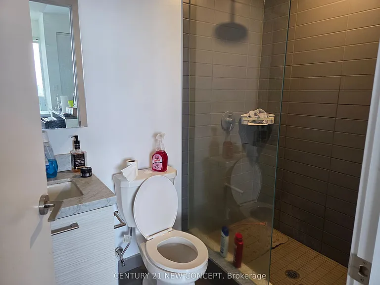 2221 Yonge St #3603 — Photo 5