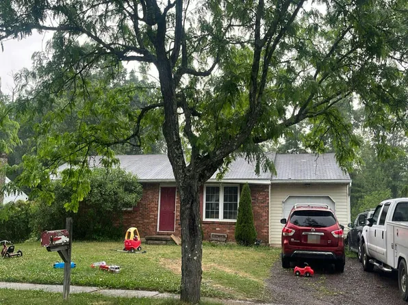 782 Depot Ln, Quakertown, PA 18951