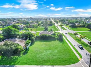 4143 SW 23rd Place Cpe, Coral, FL 33914