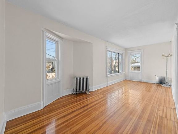 5th image of 109-16 216th St