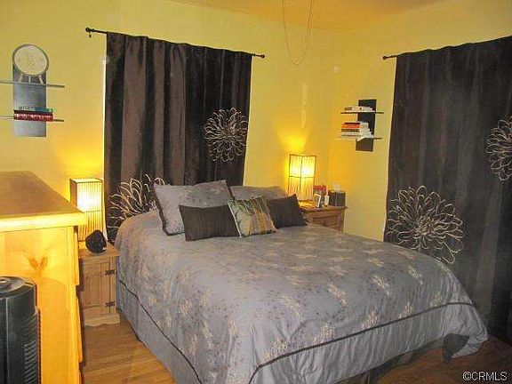 4th image of 4740 Vincent Ave