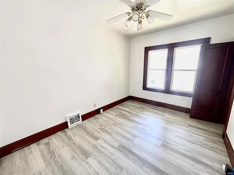 1623 Main St — Photo 21