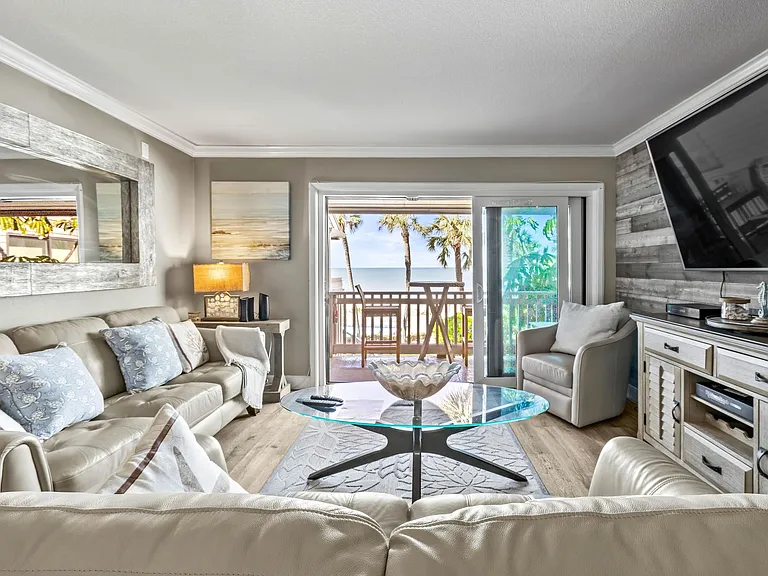2100 Gulf Blvd #18 — Photo 6