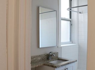 2247 W Eastwood Ave APT 1, Chicago, IL 60625