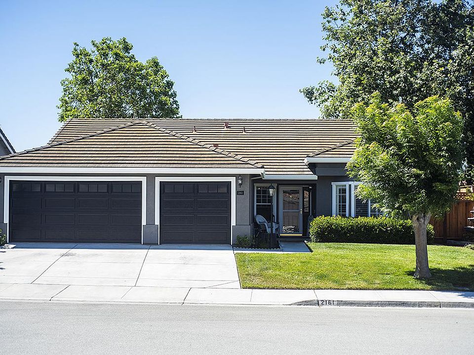 1st image of 2161 Beachwood Ct