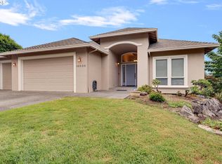 10520 SE Isaac Dr, Happy Valley, OR 97086