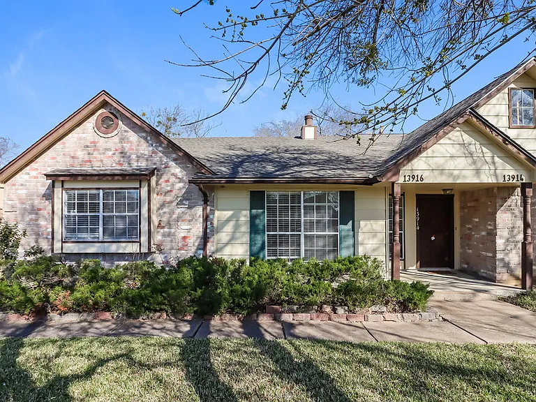 13916 Bonnercrest Dr — Photo 1